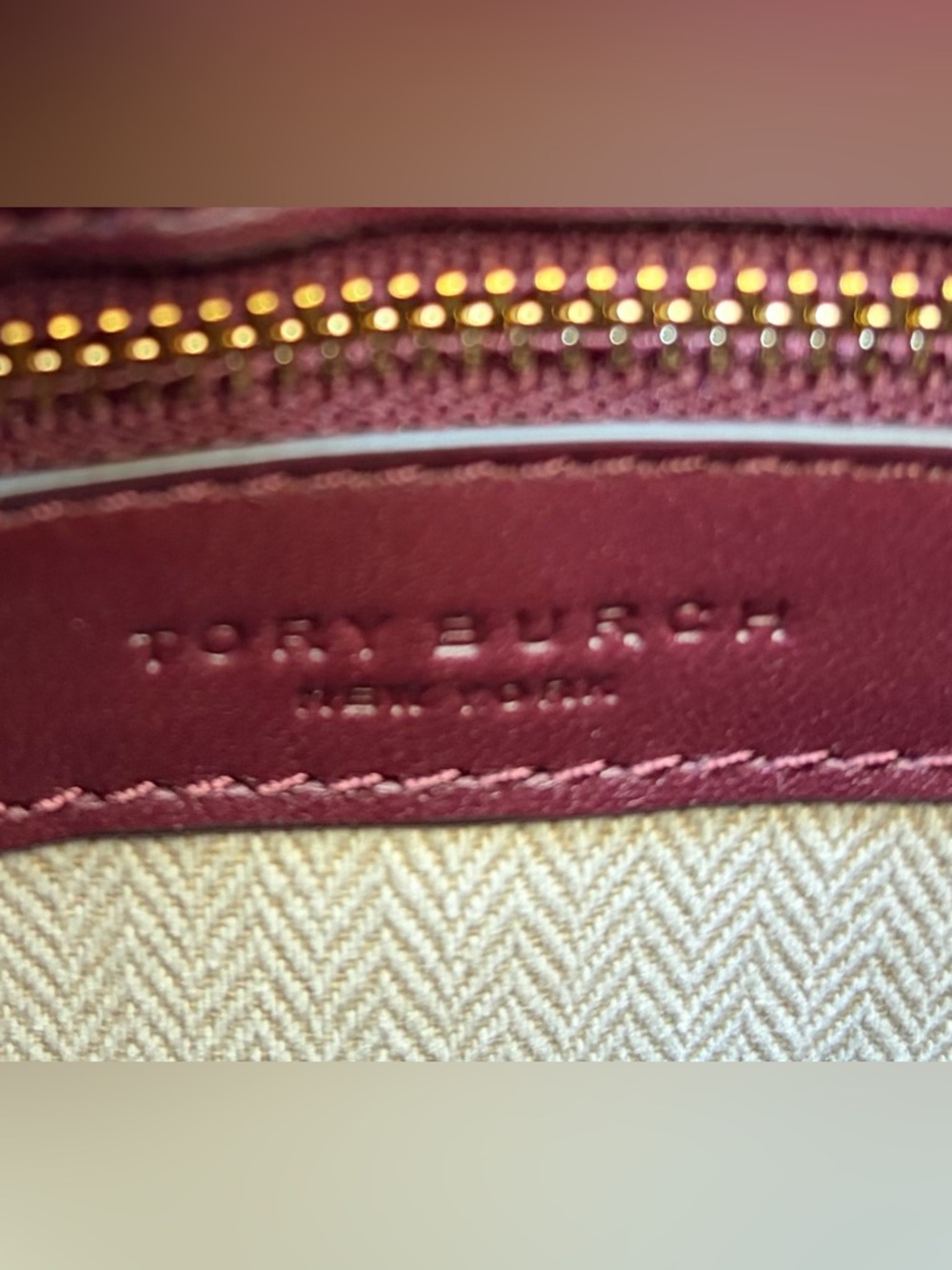 Tory Burch Lee Radziwill Croc-Embossed Leather & Suede Saddle Bag in Roma Red - Picture 5 of 8